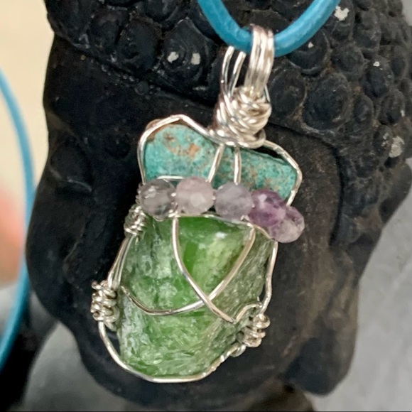 Turquoise, Chrome Tremolite & Fluorite Necklace - Picture 2 of 14